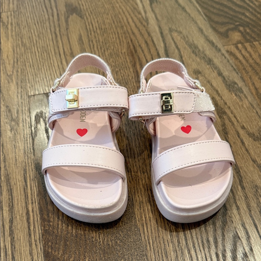 Steve Madden Light Pink Kids Sandals